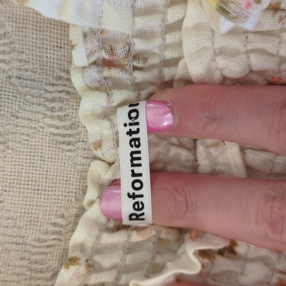 Reformation Junebug Linen Top in Mildred - Picture 2 of 4